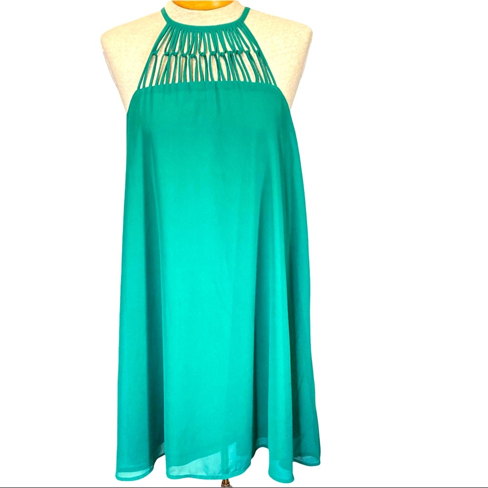 NWT Women's Lulu's Green Sleeveless Top